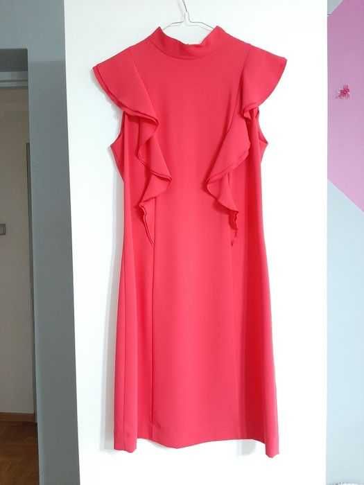 Piękna sukienka koktajlowa 36/S