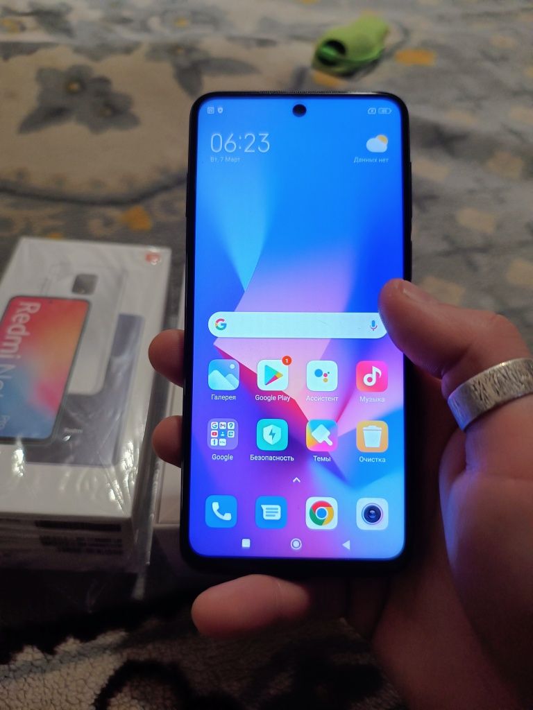 Продам Xiaomi Redmi Note 9 Pro 6/64gb global