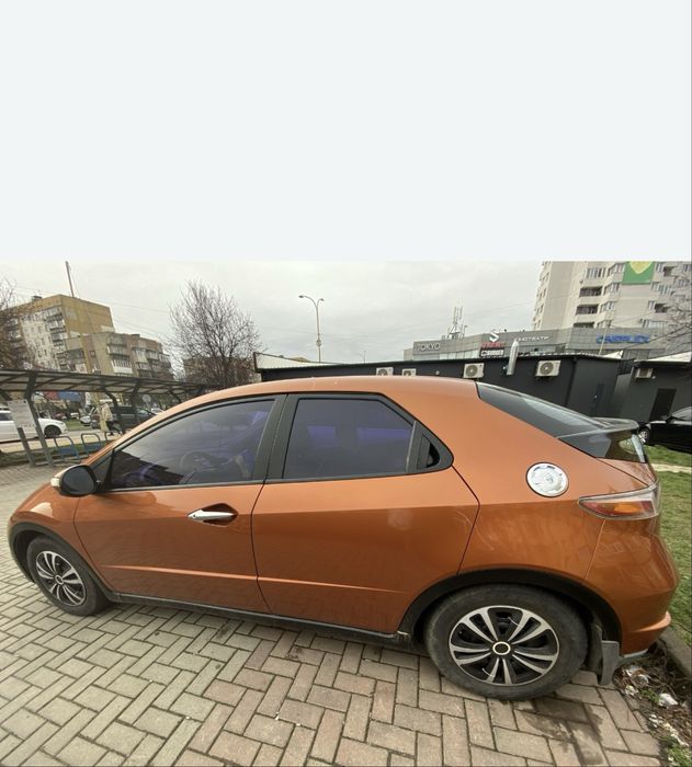 Продаж машини Honda, автомат