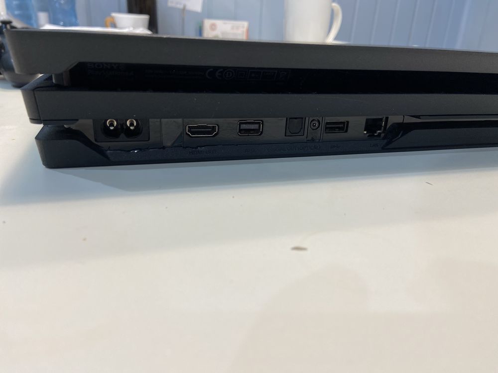 PlayStation 4 PRO
