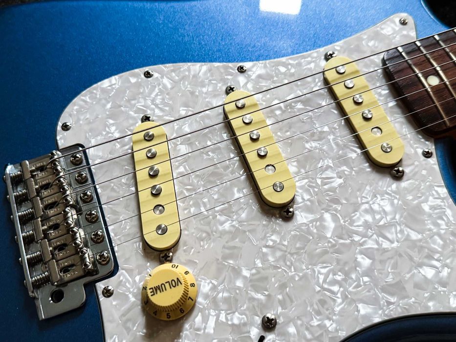 Fender Japan Classic '60s Stratocaster Old Lake Placid Blue