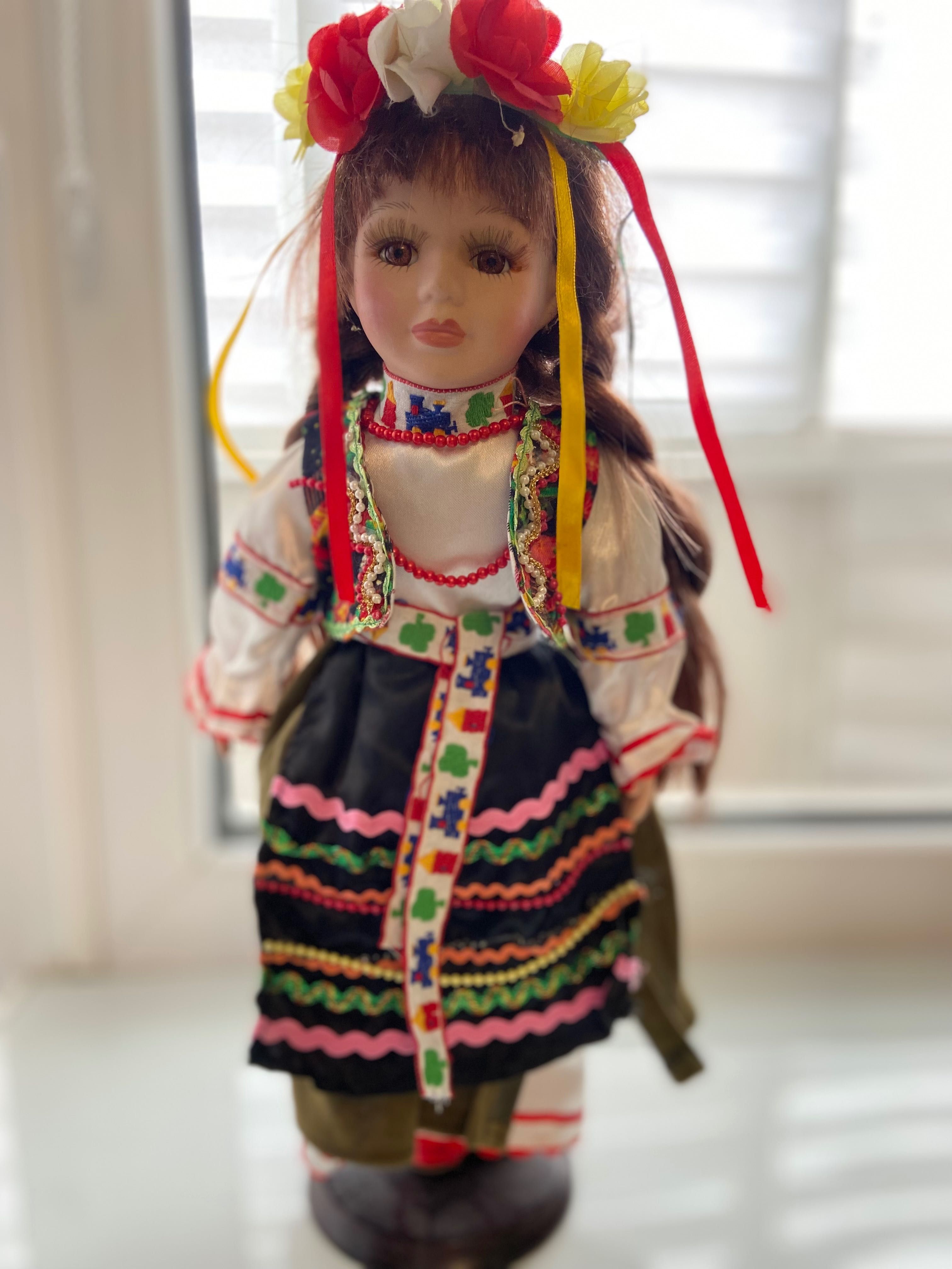 Порцелянова лялька