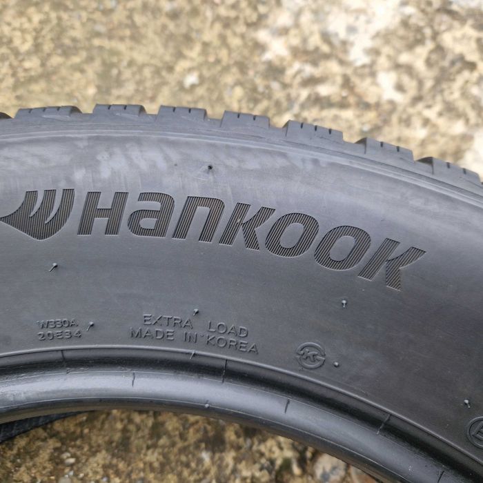 Зимові шини, резина 235 60 R18 Hankook 4шт.