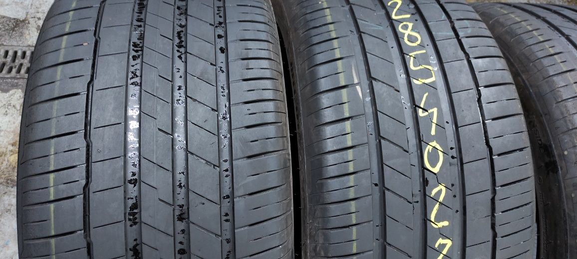 Pneus 285/40/22 hankook semi novos