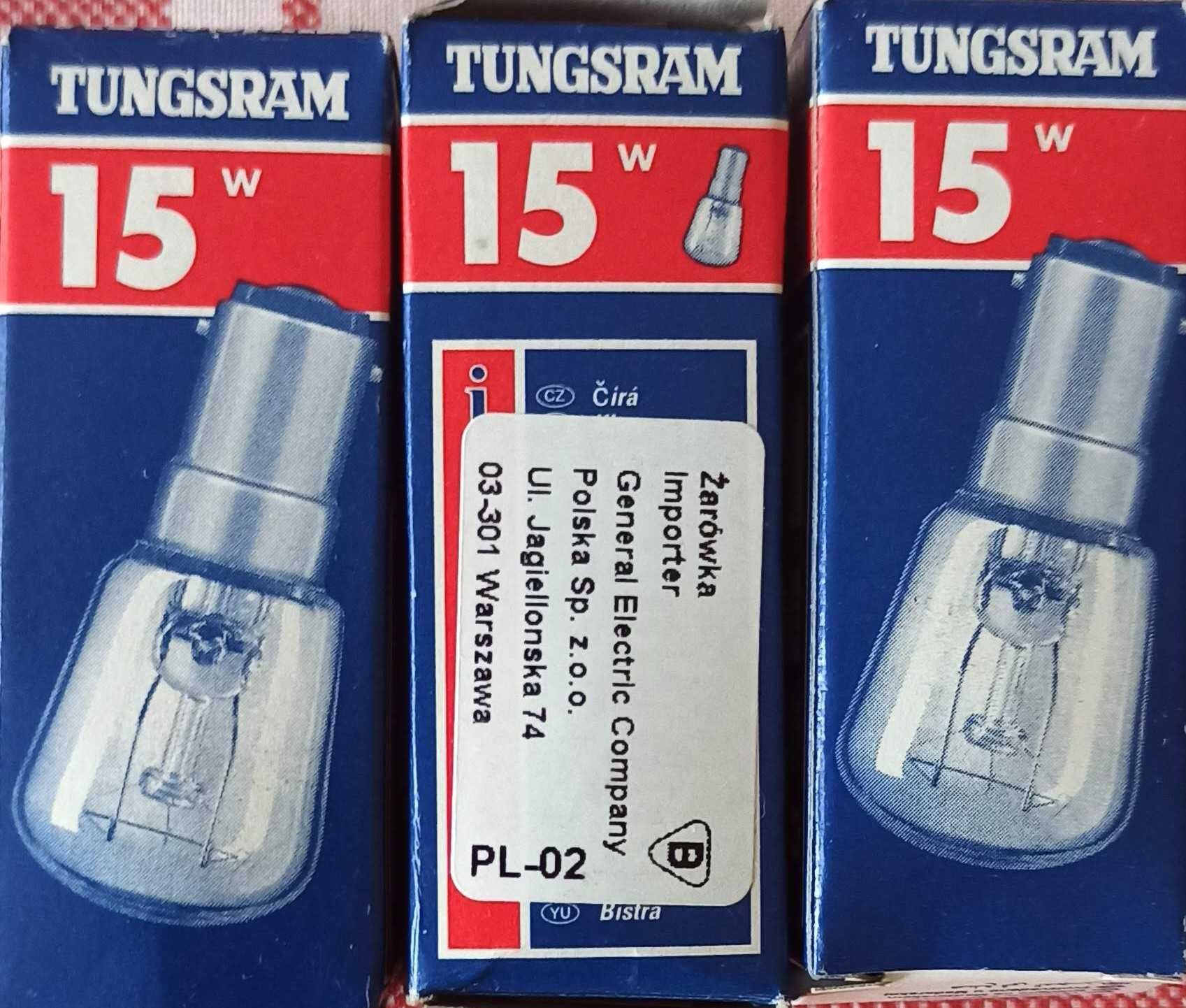 3 żarówki marki Tungsram