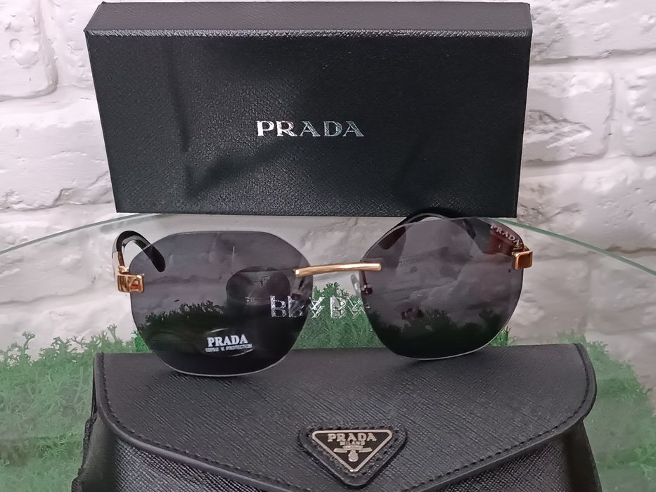 Брендові  жіночі окуляри  Prada. Нові.