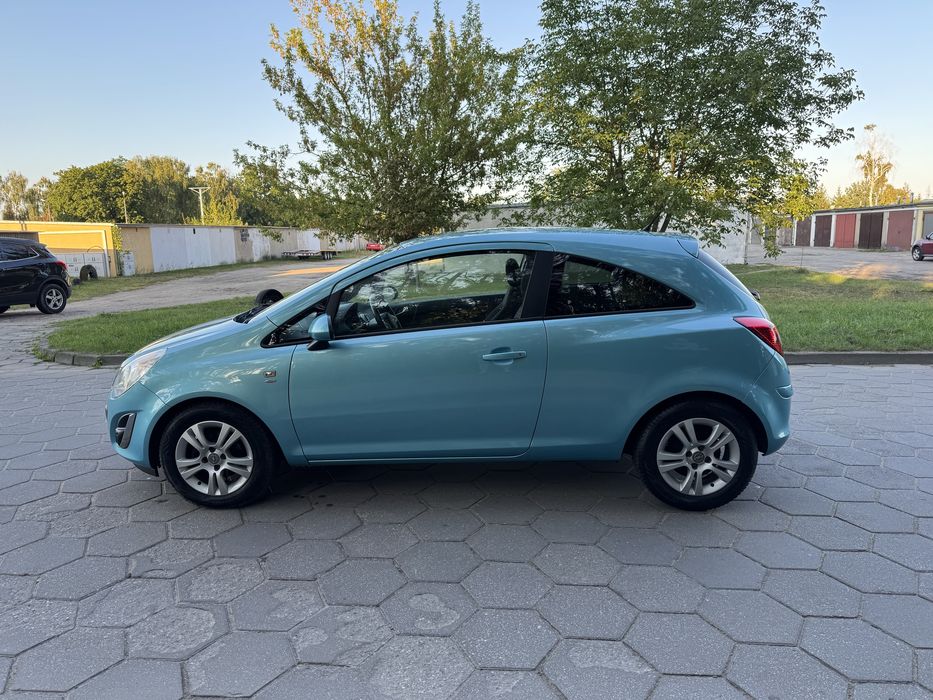 Opel Corsa D LIFT 1.4 16v Klima  Alu  Opłacony! Model 2012