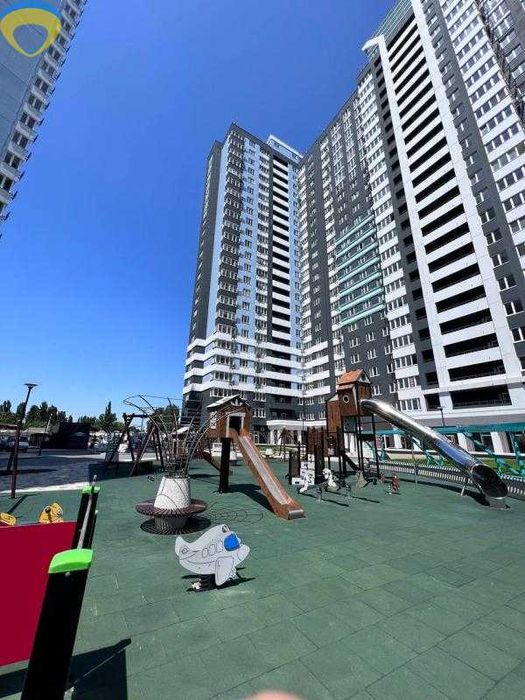 У продажу смарт-квартира в ЖК "Скай Сіті" на Черемушках!