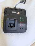 TTB805CHR ładowarka 100W akumulatora Titan TXP Macallister SOLO 18V