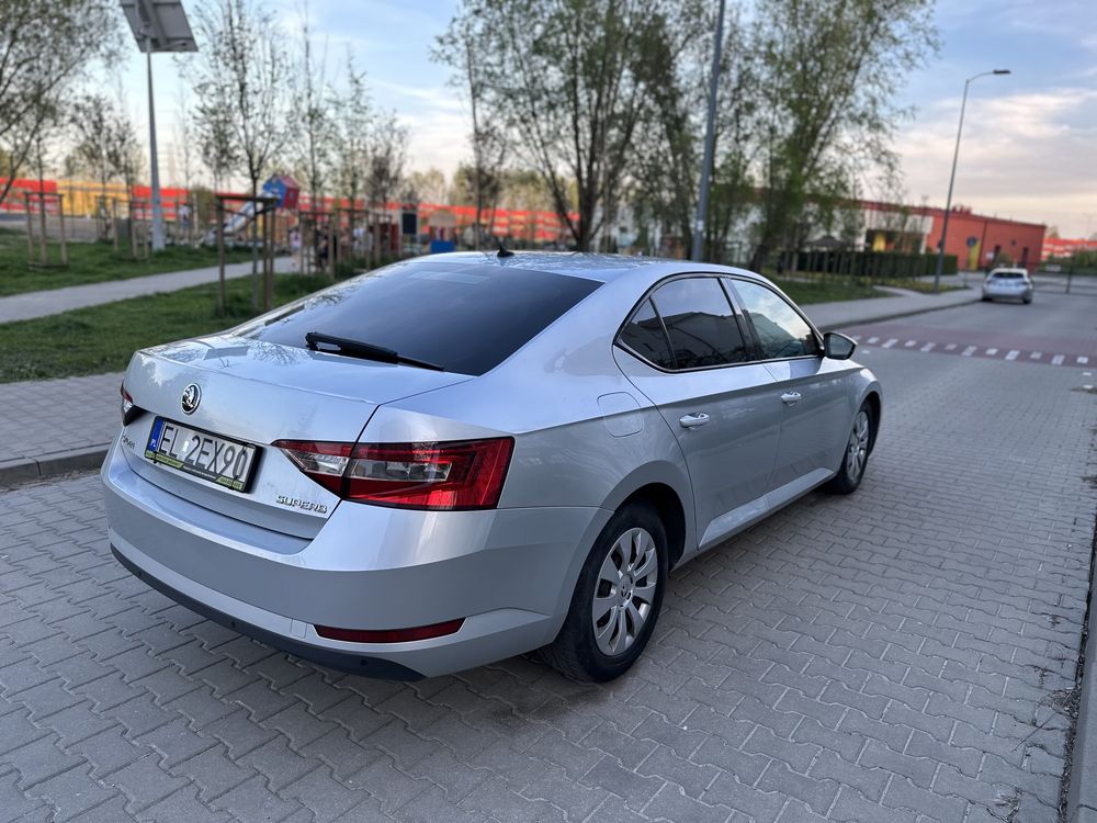 *Skoda SuperB* 2016r* 1.6 TDI* Zadbany* Bez wkładu* Salon Polska*