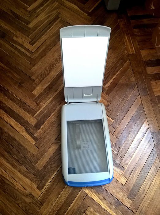 Сканер HP 3500c идеально рабочий А4/все провода/Win7/Win10