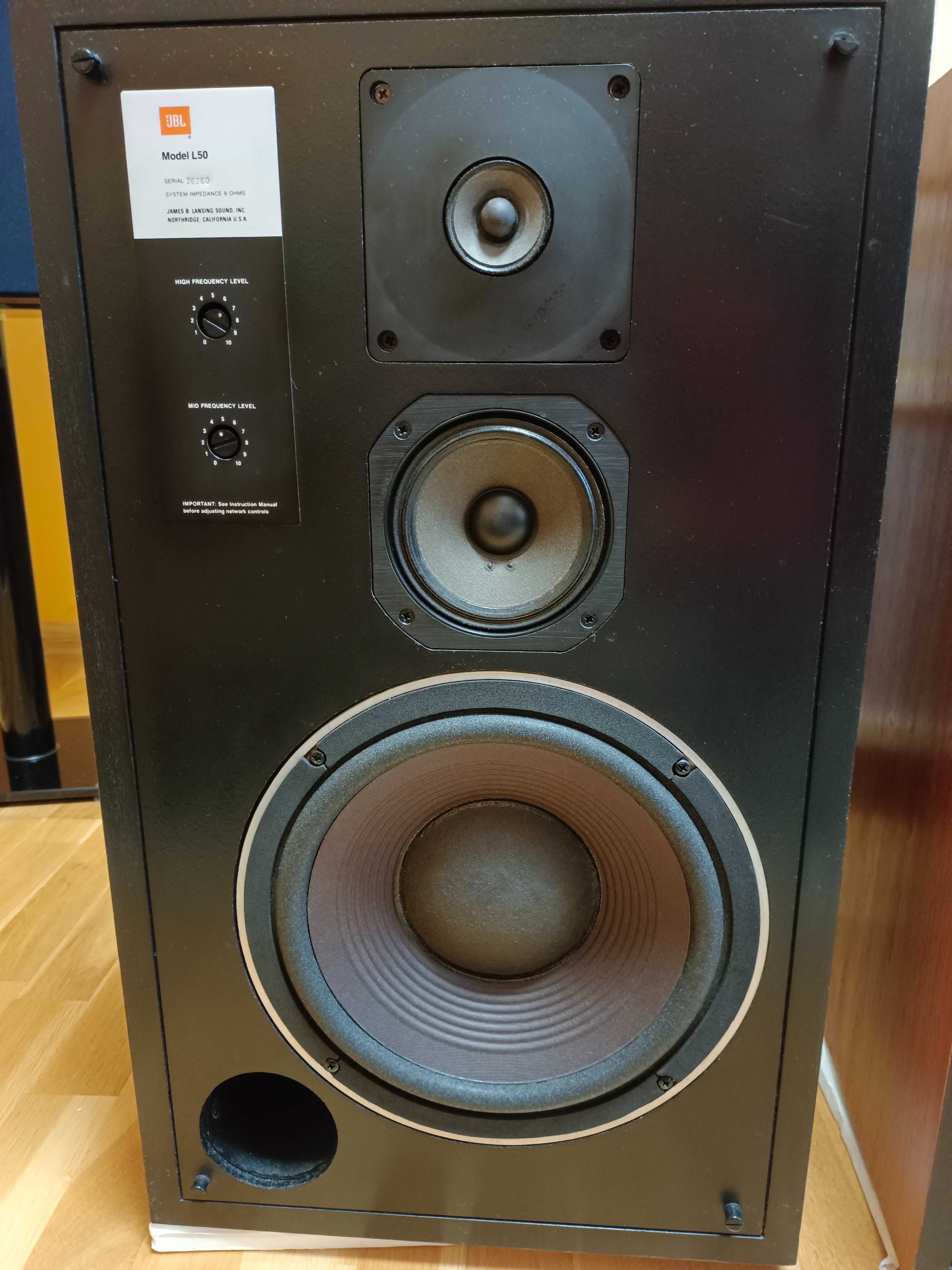 Monitory JBL L50