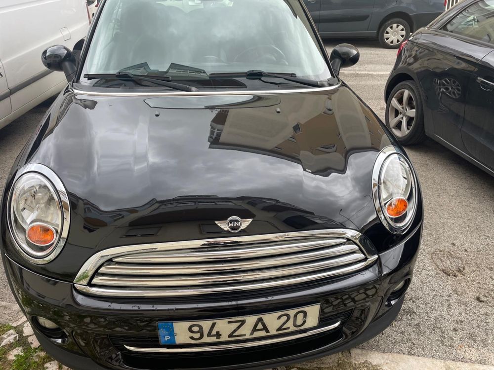 Mini cabrio desportivo