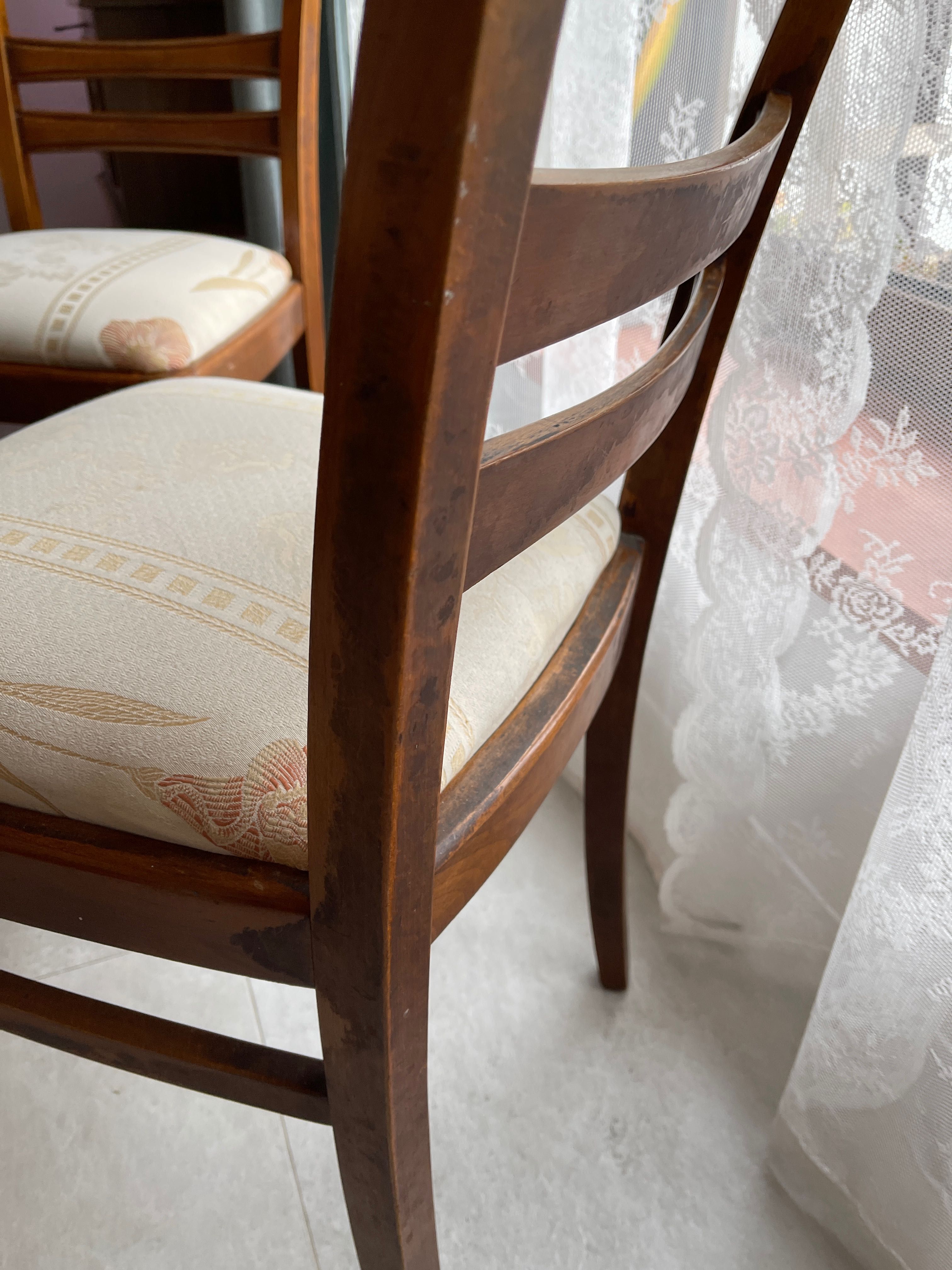 Krzesła drewniane tapicerowane 2sztuki