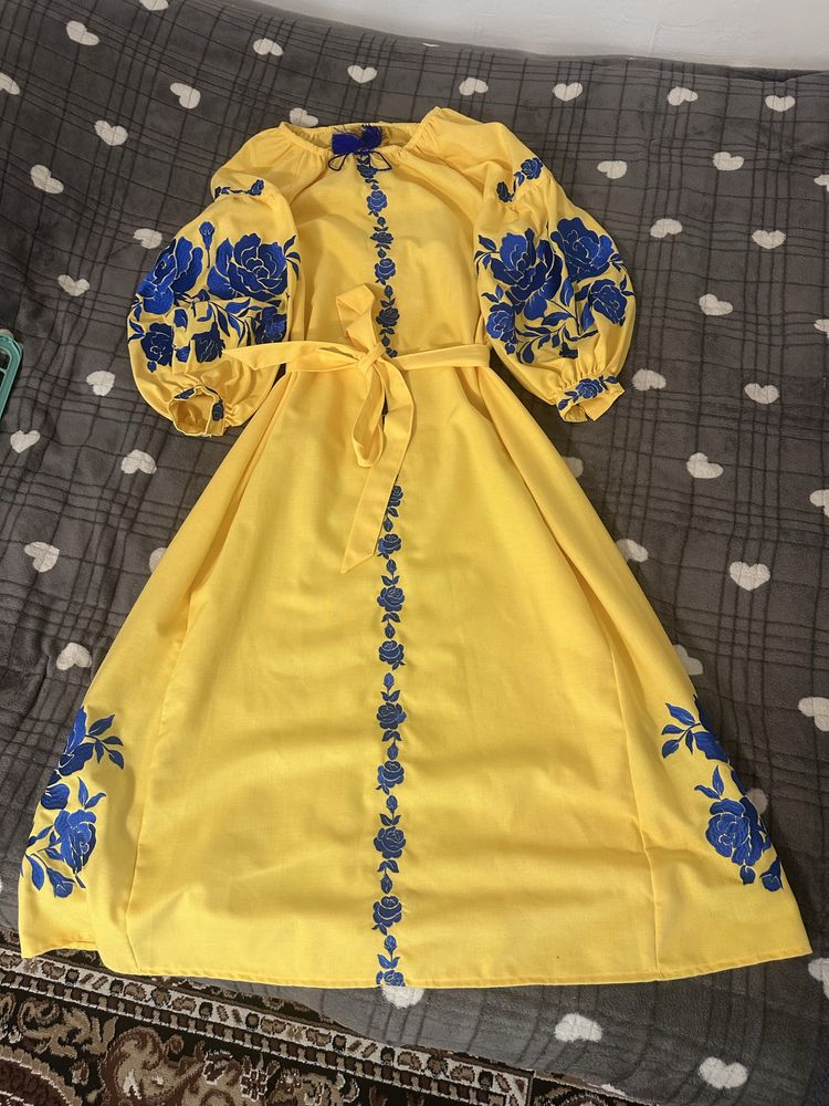 Вишиванка жіноча