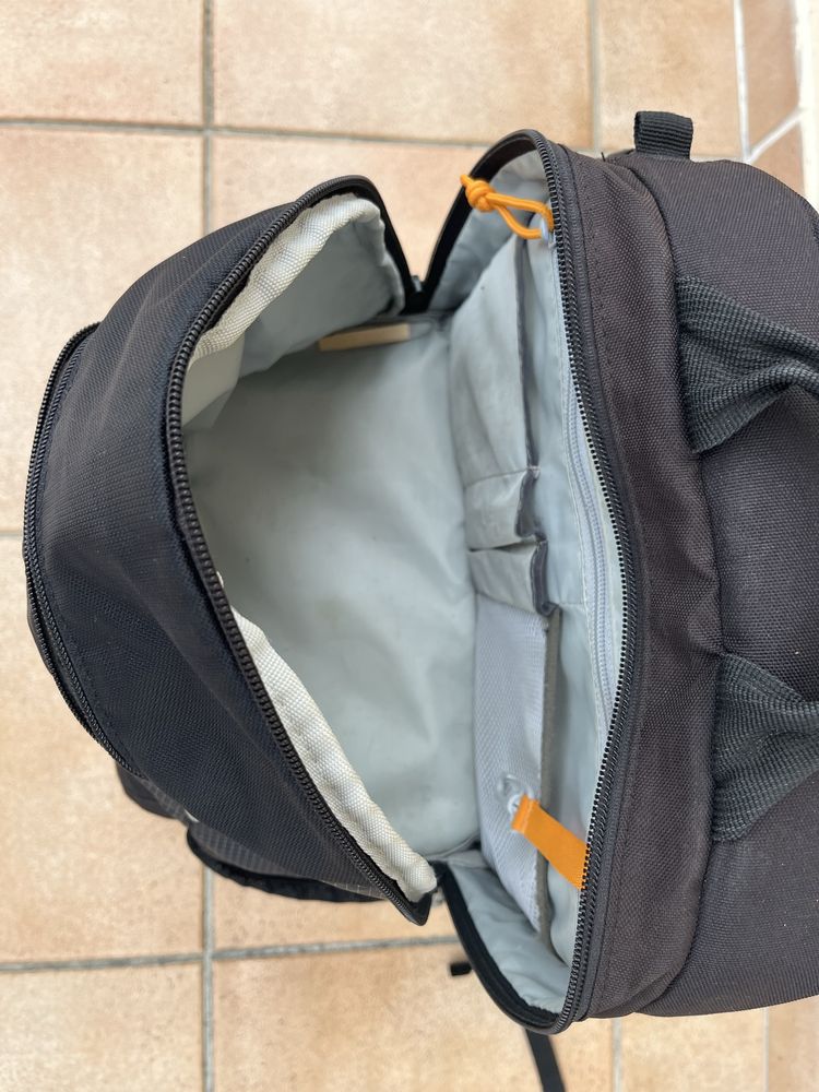 Mochila Lowepro Fastpack BP 250 AW II