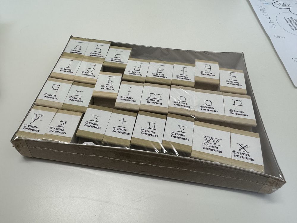 Vendo carimbos didaticos de letras
