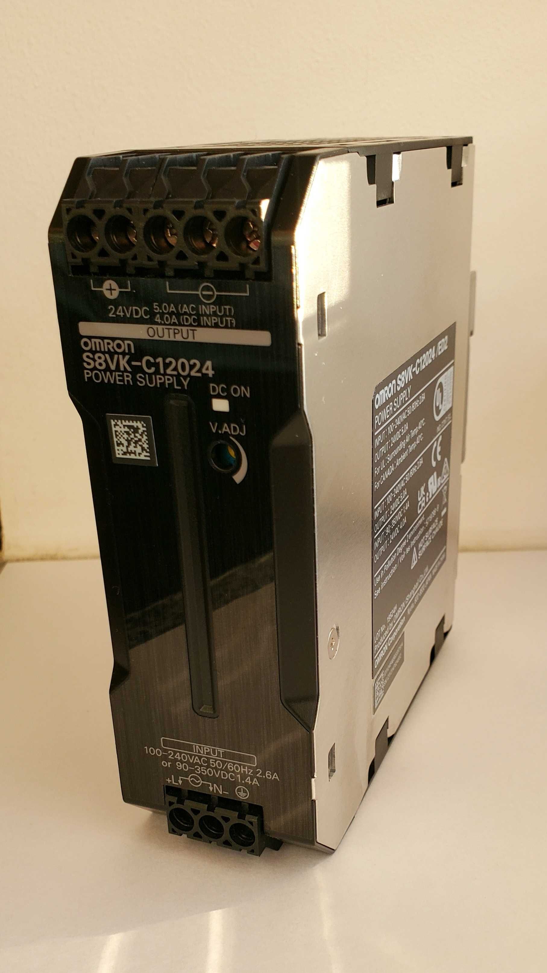 Блок живлення Omron S8VK-C12024, 100-240V AC, 24V DC 5А, блок питания