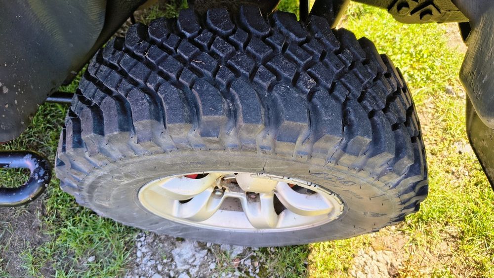 Opony mt 235/75r15 dot0123