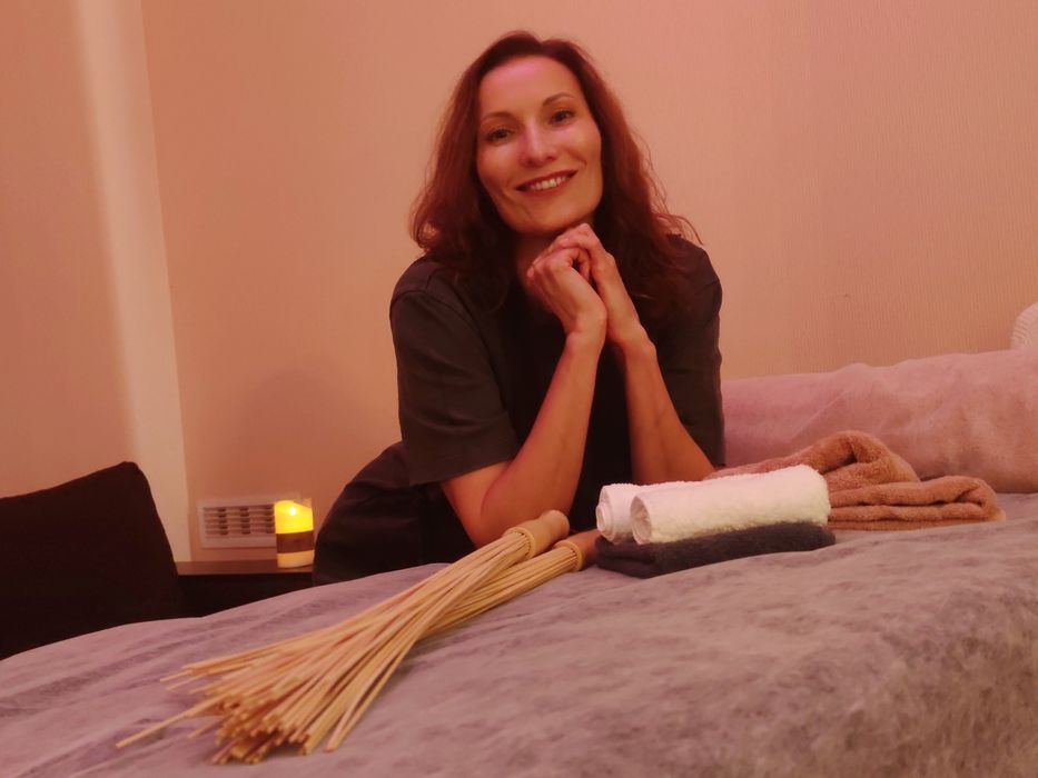 Масаж Київ, на виїзд. Massage Kyiv. Oder massage therapist