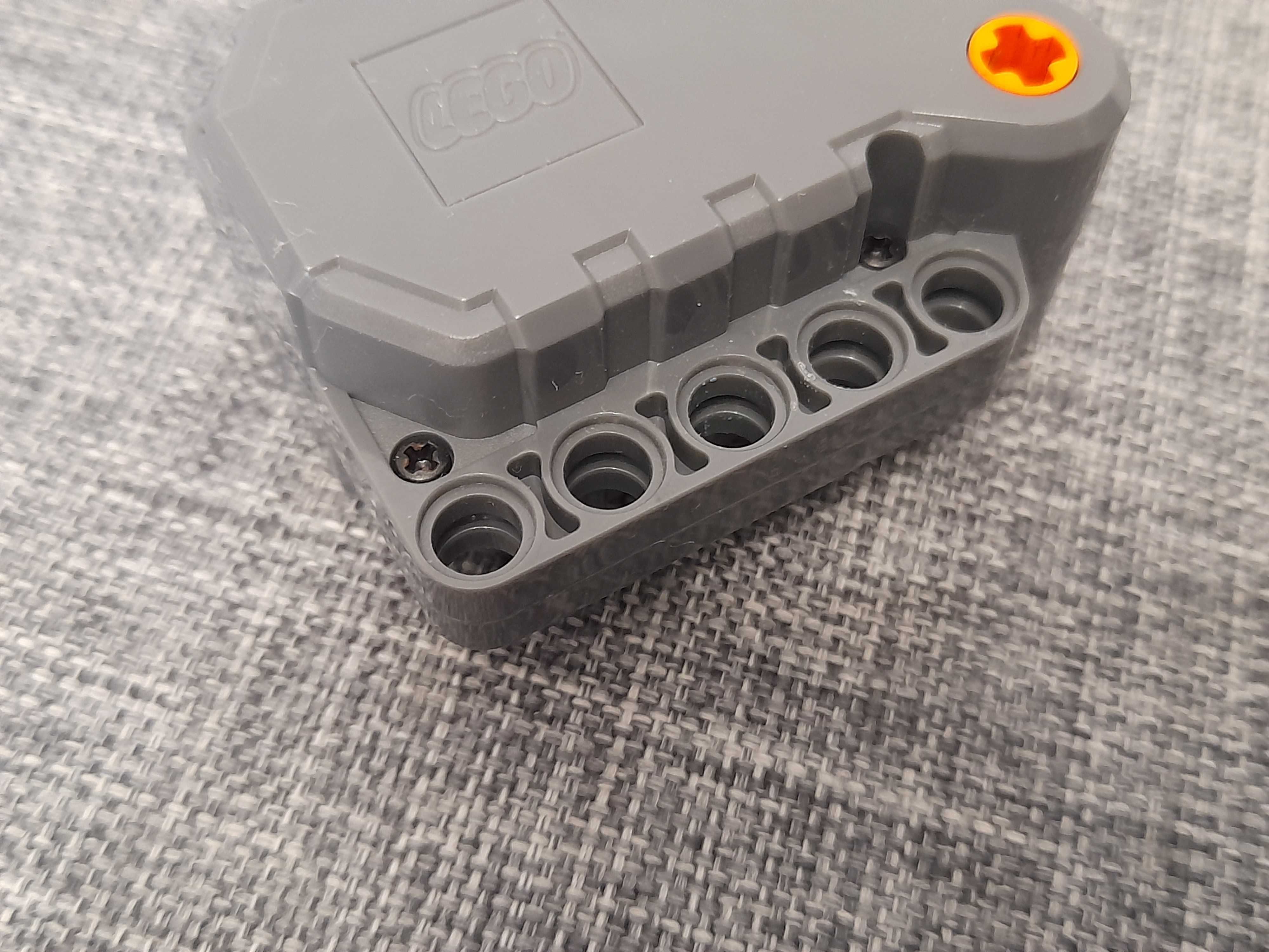 LEGO TECHNIC - Napęd, silnik sprężynowy 6x3x5