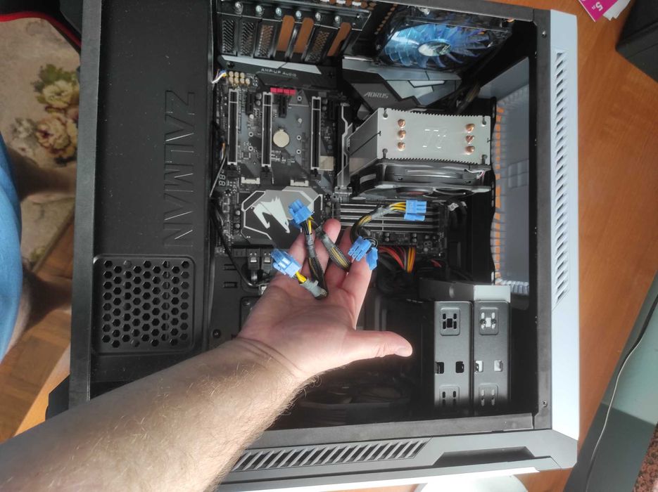 Komputer PC i7 8700k Aorus Gamming 7