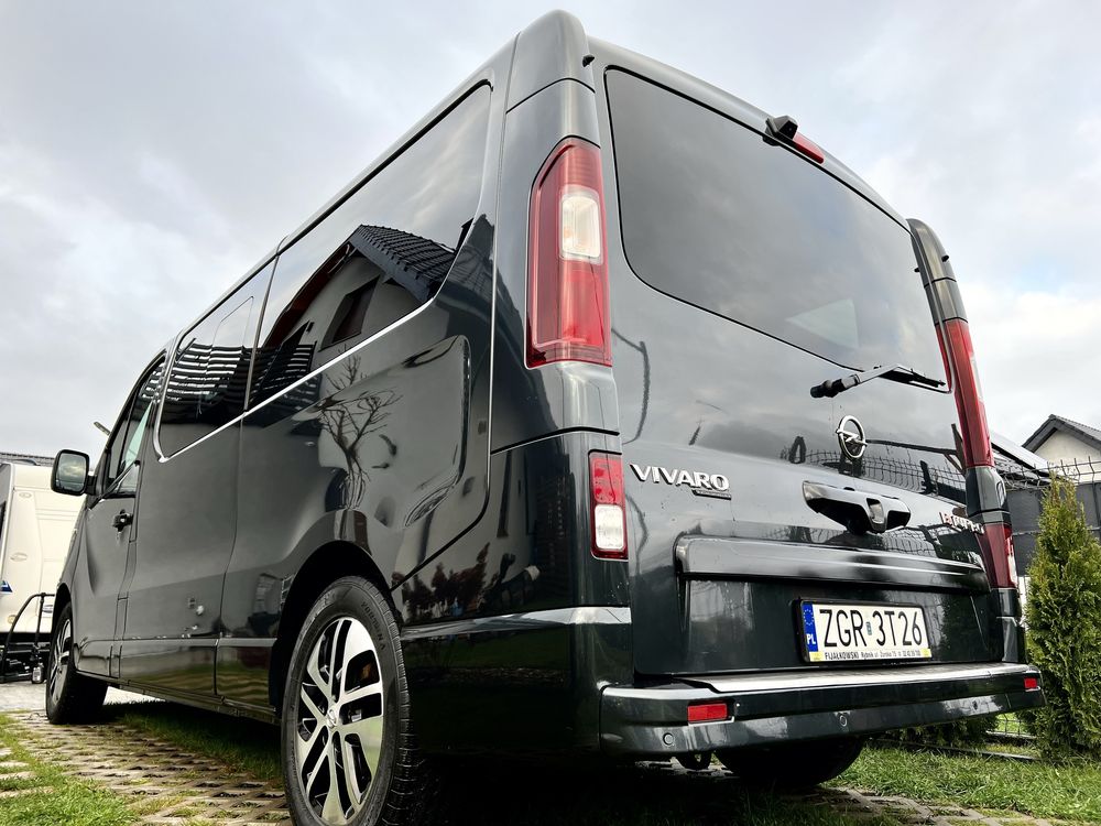 Opel vivaro super stan jak nowy ZADBANY