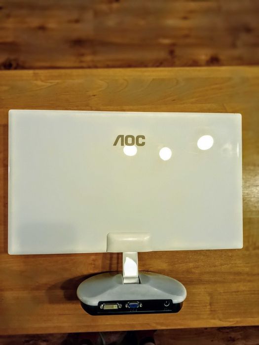 Zestaw AOC e2243fw Monitor LED 22" i głośniki