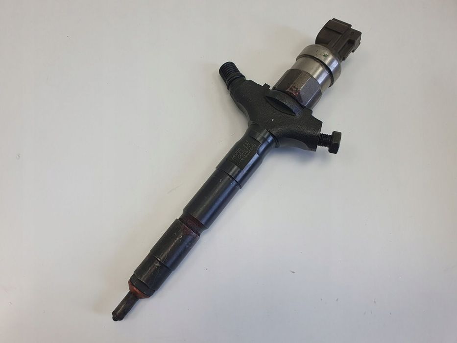 Saab 9-5 3.0 TID WTRYSKIWACZ wtrysk 8-97239161-7