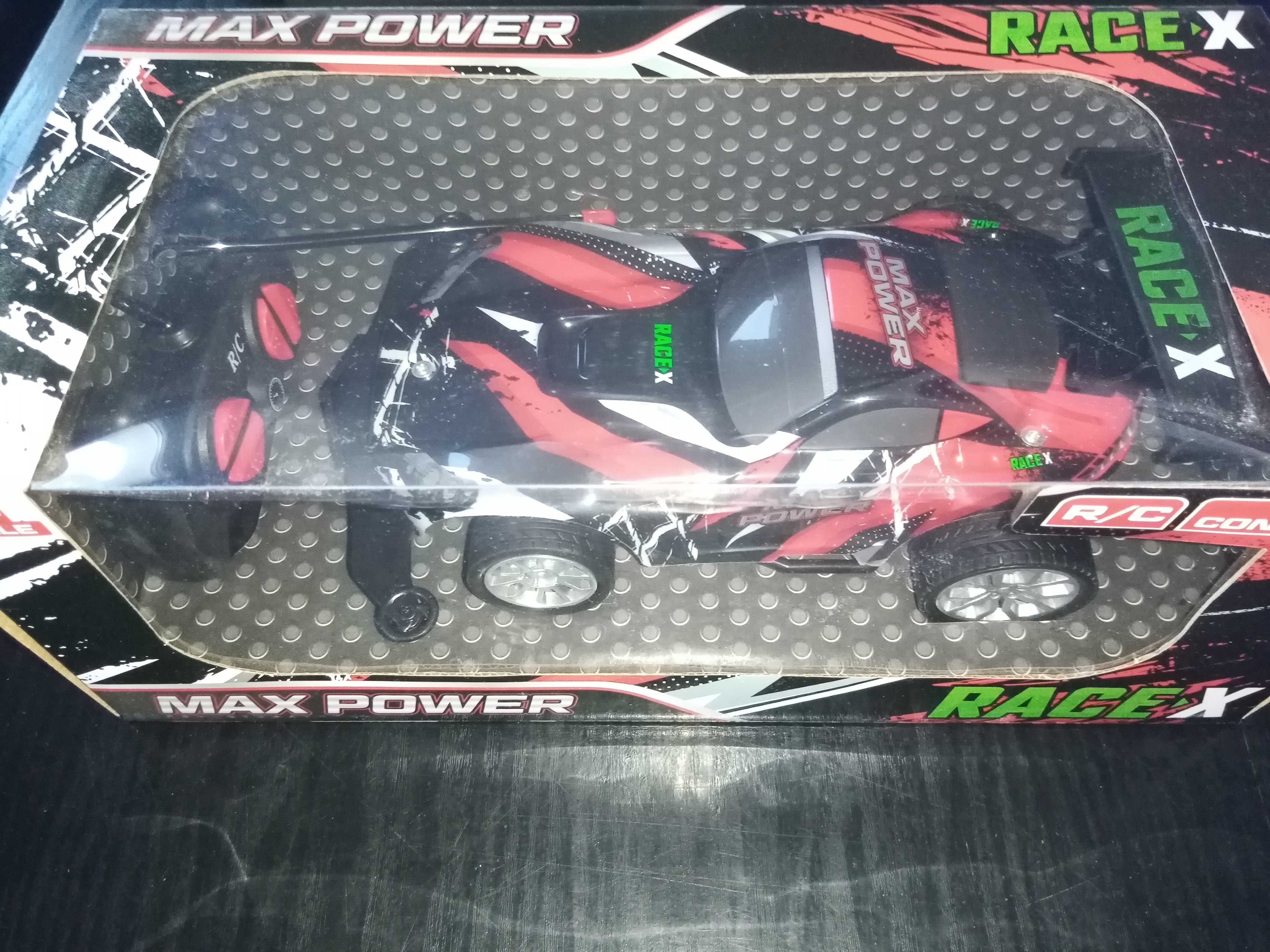 Auto zdalnie sterowane (Max Power race X)