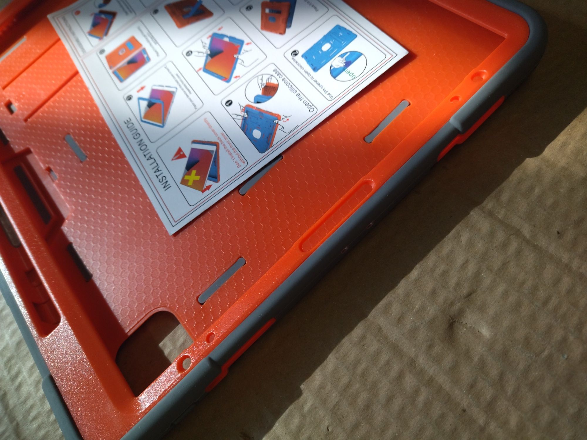 Etui do iPad Pro 12.9" (A10)