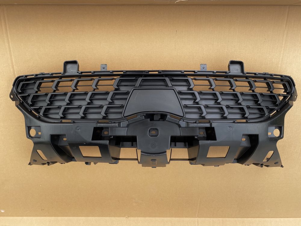 grill, światła, radar TOYOTA YARIS CROSS 2023 CZĘŚCI