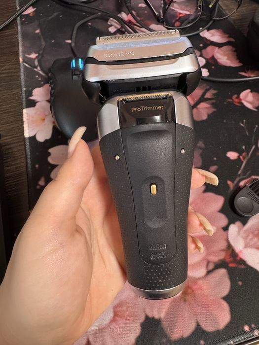 Бритва Braun Series 9 Pro+ 9517 Wet&Dry
Класний стан