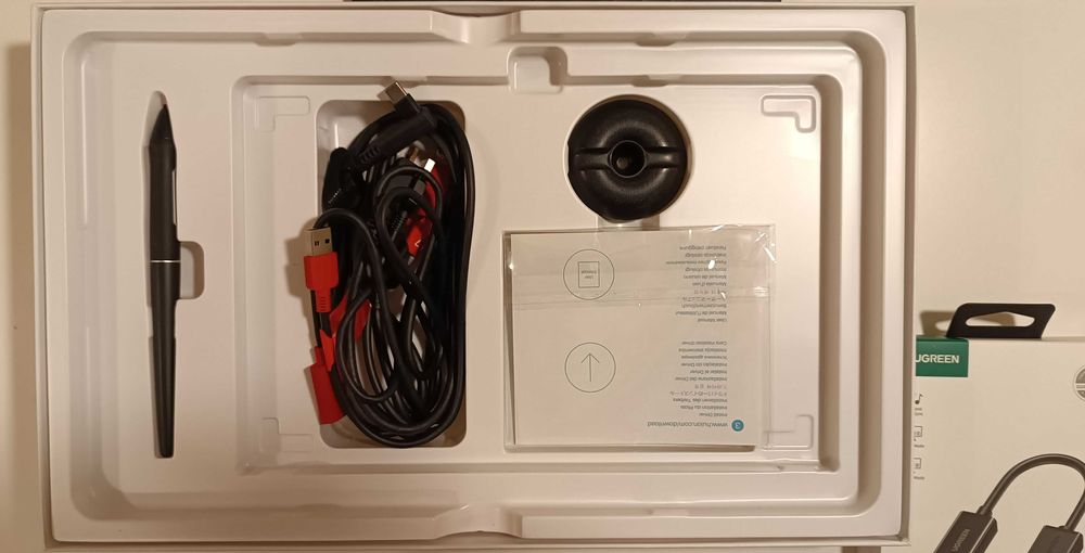 Tablet graficzny 13.3" HUION Kamvas 13