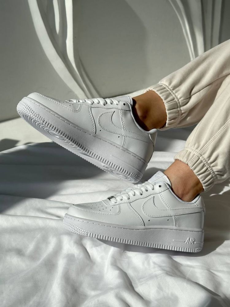 кросівки Nike Air Force White