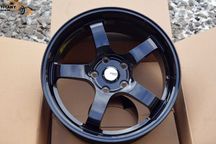 Japan Style R17 5x114.3 7.5j et35 Honda Mitsubishi Toyota Mazda Nissan