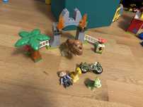 Lego Duplo Jurassic World 10939 Ucieczka tyranozaura i triceratopsa