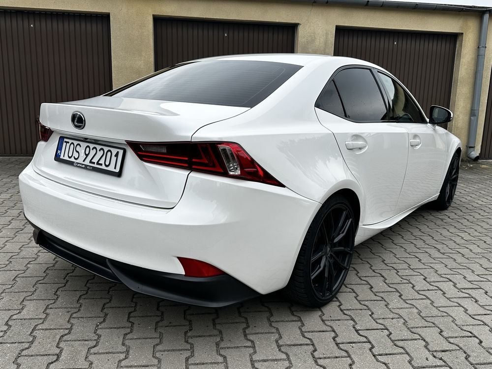 Lexus IS 300h | 2.5 Hybrid 223 KM | Automat | LED | Kamera |
