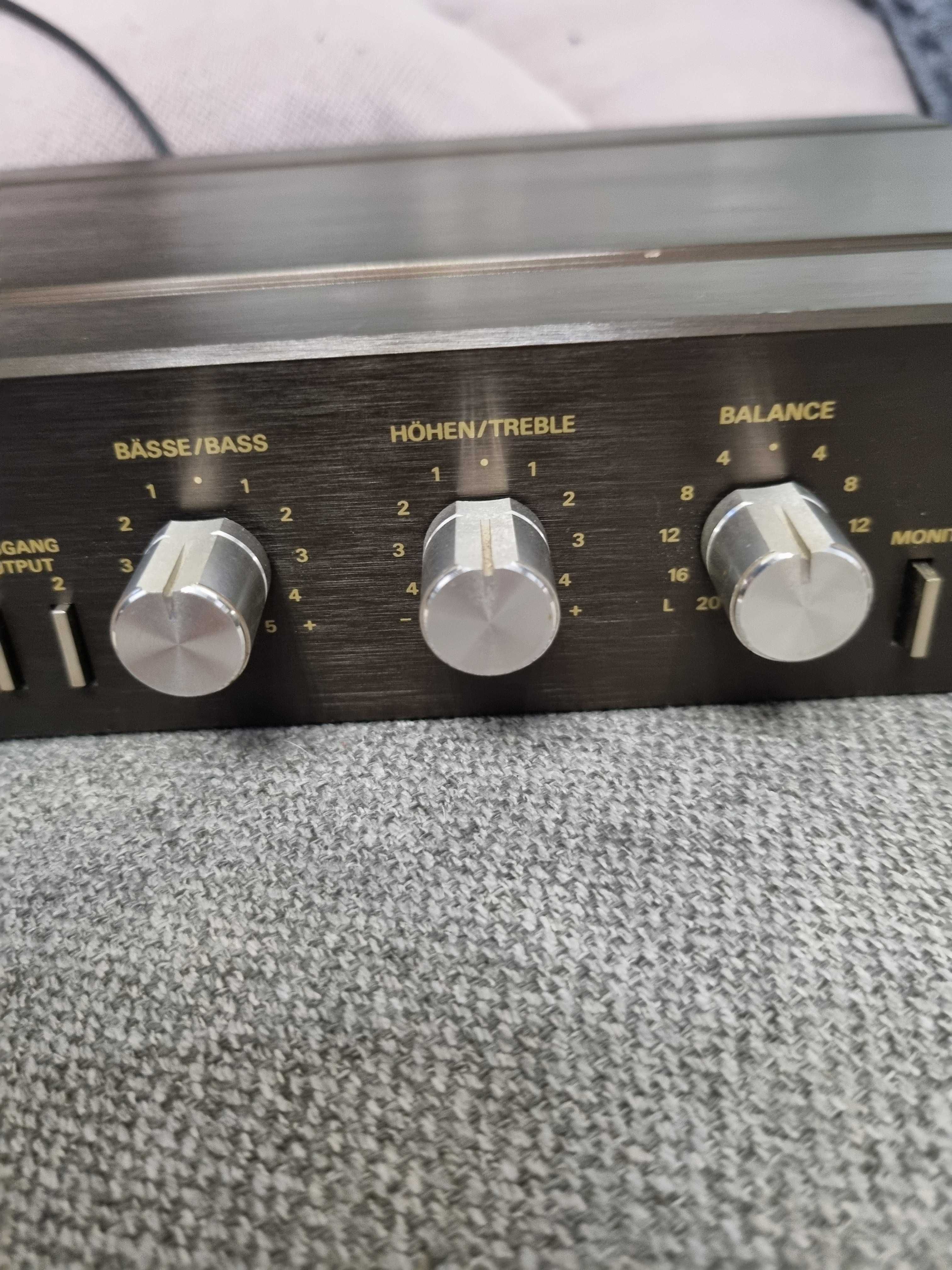 Przedwzmacniacz Grundig MXV1000