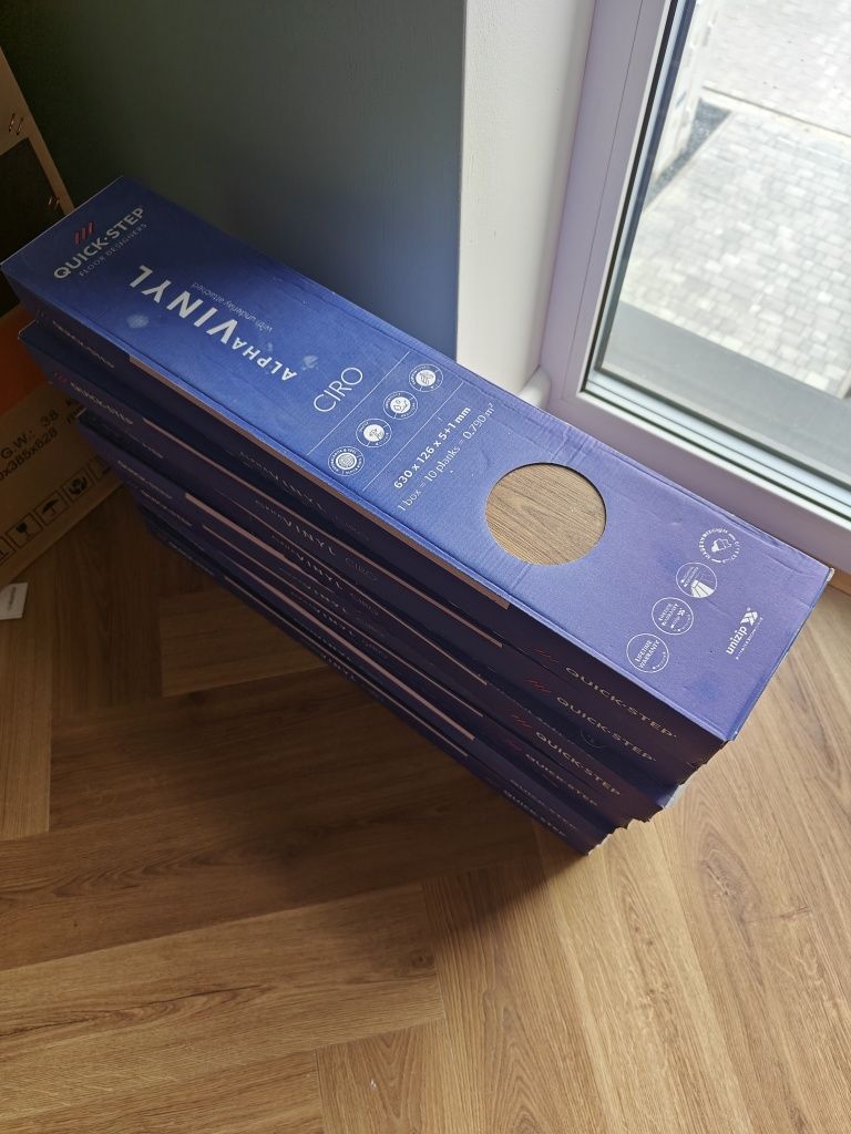 Panele winylowe quickstep dąb karmelowy botaniczny  7 paczek