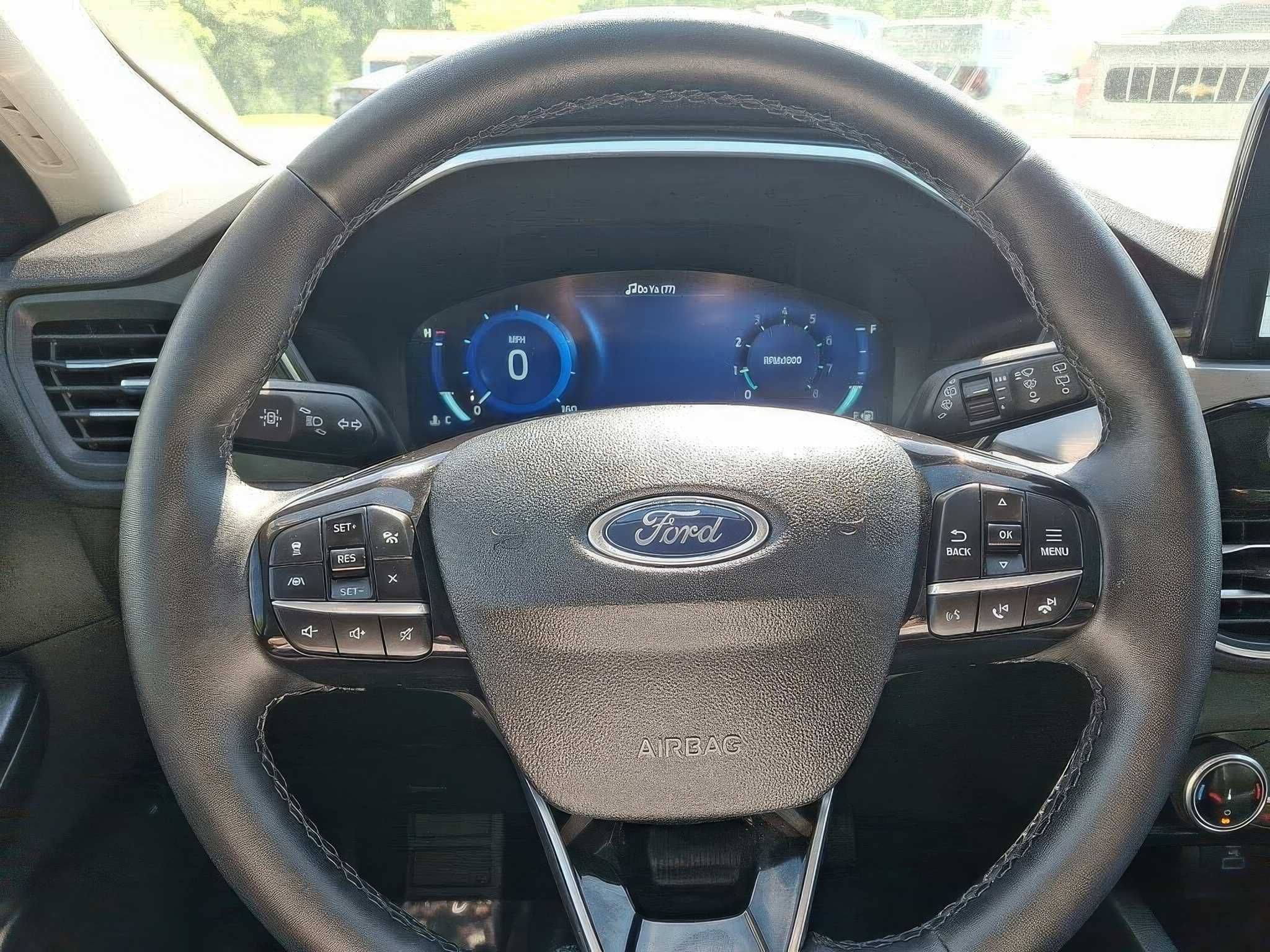 2022 Ford Escape Titanium