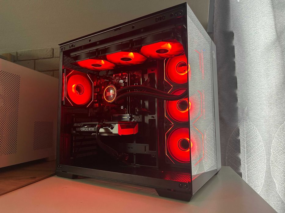 Komputer Gamingowy RTX 5060 FV23% AMD Ryzen 5 Akwarium AIO 360 do Gier