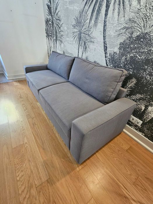 Sofá-cama cinzento. Como novo !
