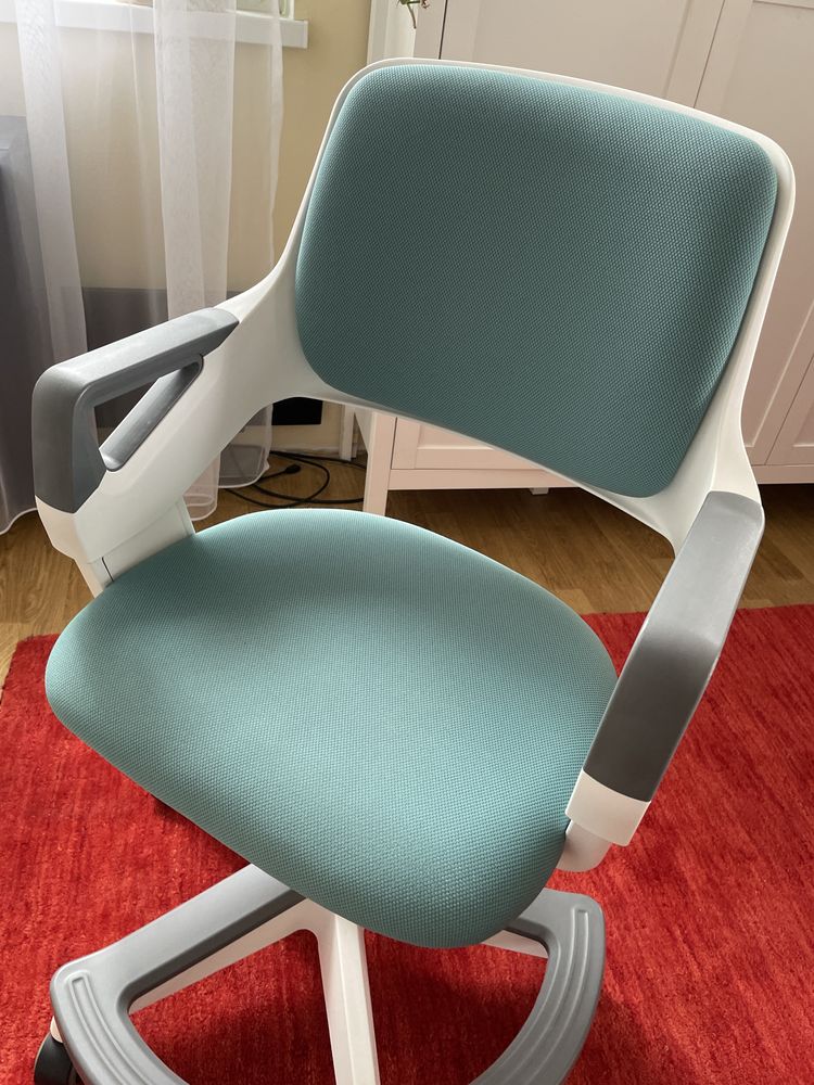 Krzesło ergonomiczne dla dziecka turkusowe