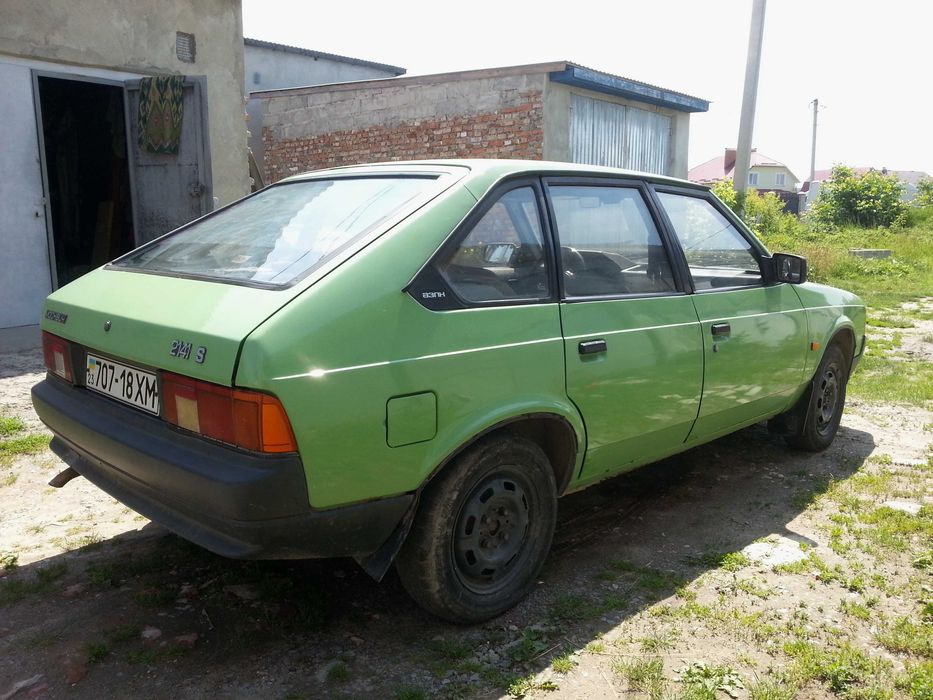 Москвич/АЗЛК 21412