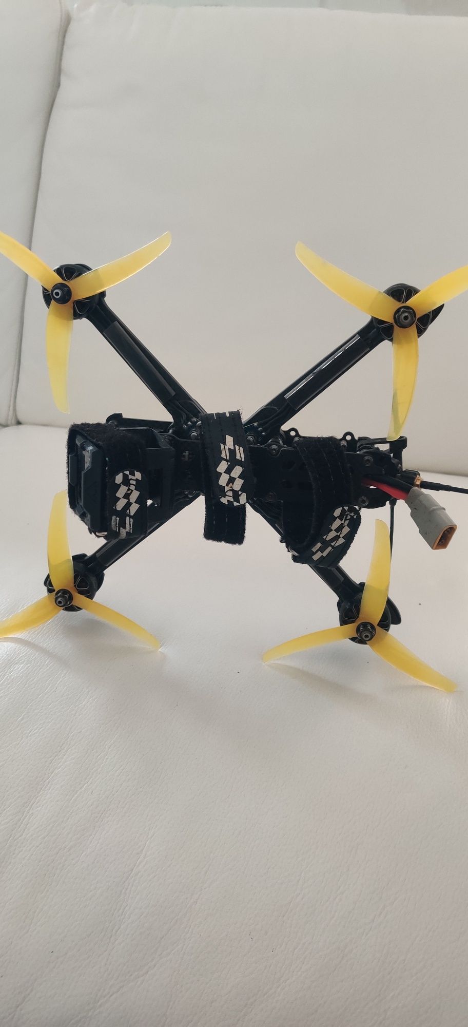 Drone fpv Nazgul V2 6s HD