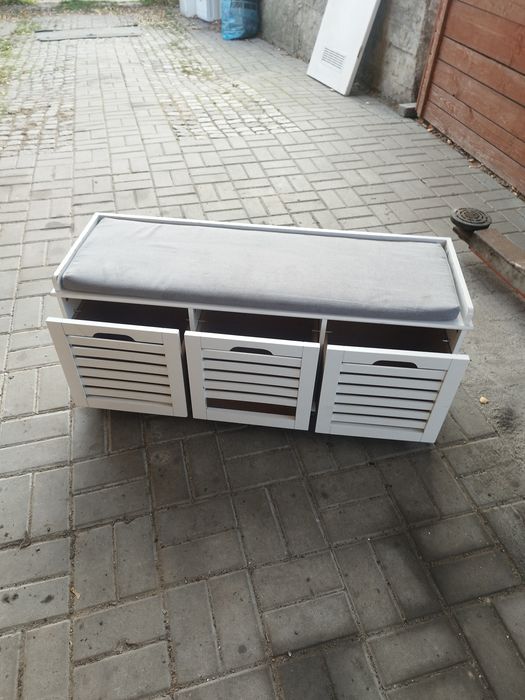 Szafka do przedpokoju  na buty