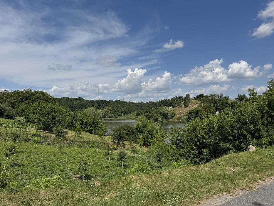 Панорамна ділянка 16 соток в Київській Швейцарії. Фасад 80 м!