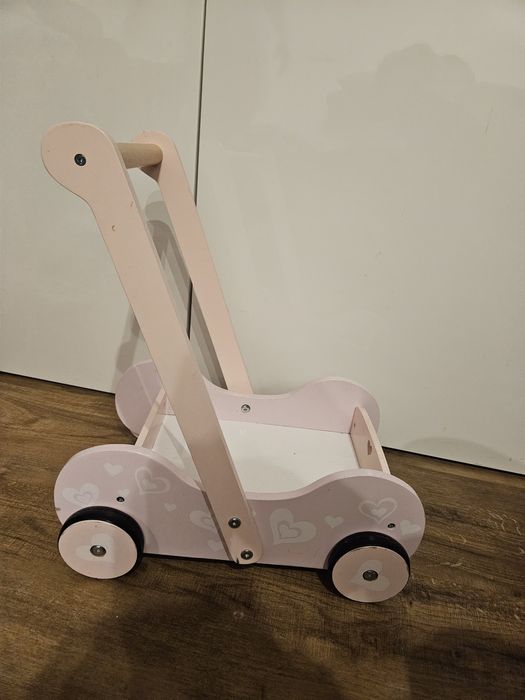 Wózek pchacz drewniany z klockami