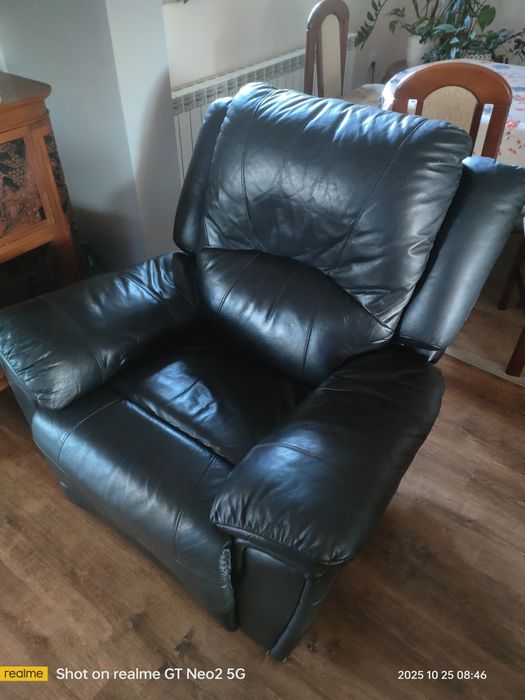 Fotel skórzany rozkładany